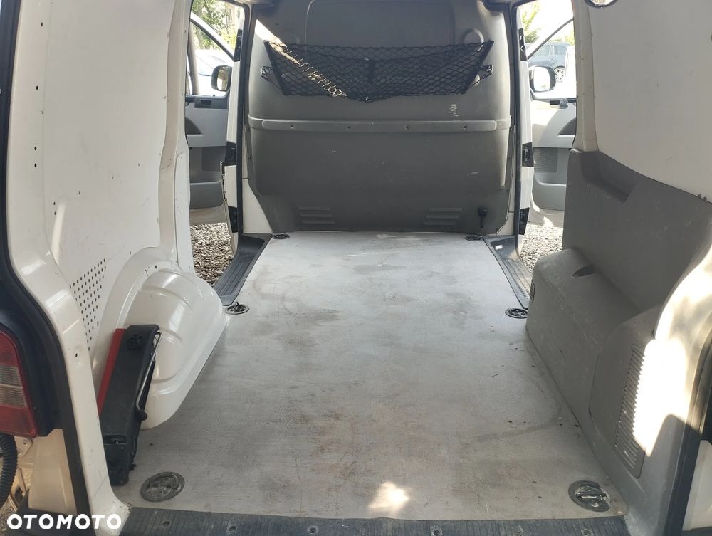 Volkswagen TRANSPORTER T5 - 15