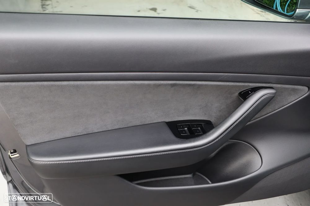 Tesla Model 3 Performance Dual Motor AWD - 15