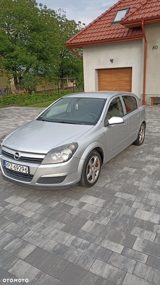 Opel Astra - 1