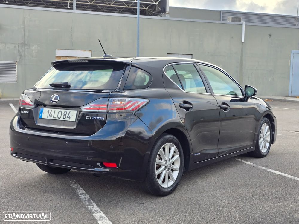 Lexus CT 200h - 5