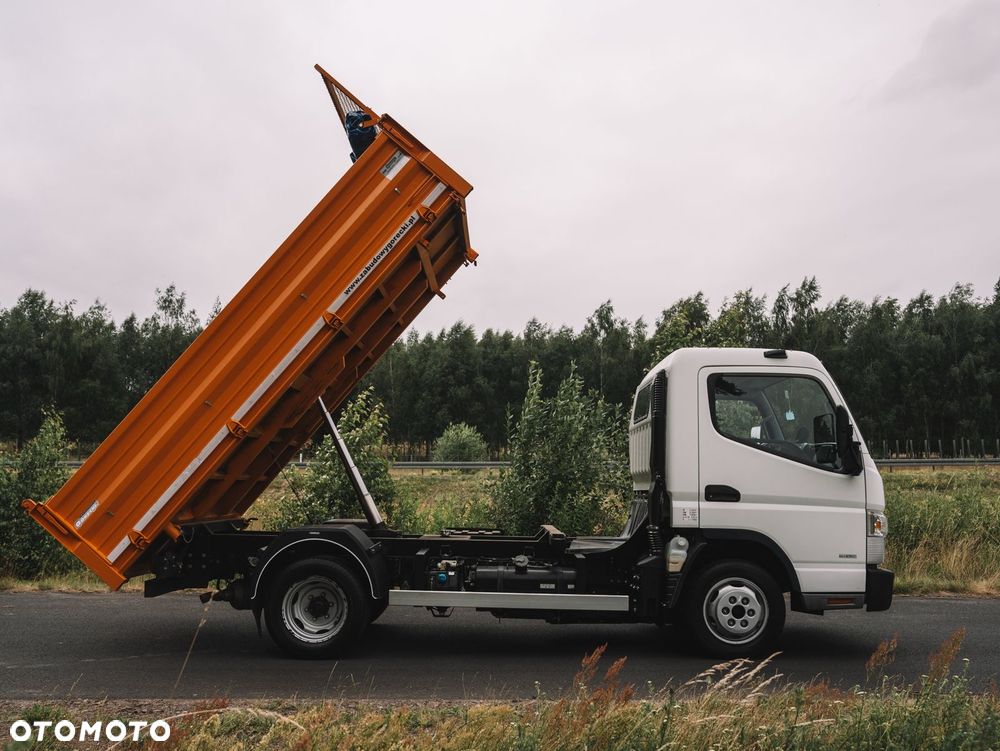 Mitsubishi Fuso Canter - 13