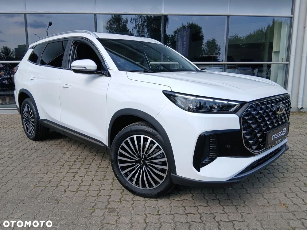 Chery Tiggo 8 1.6 T-GDI Comfort DCT - 8