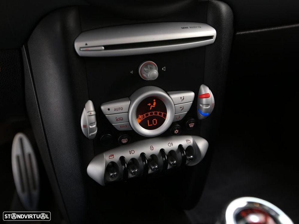 MINI Clubman John Cooper Works - 14