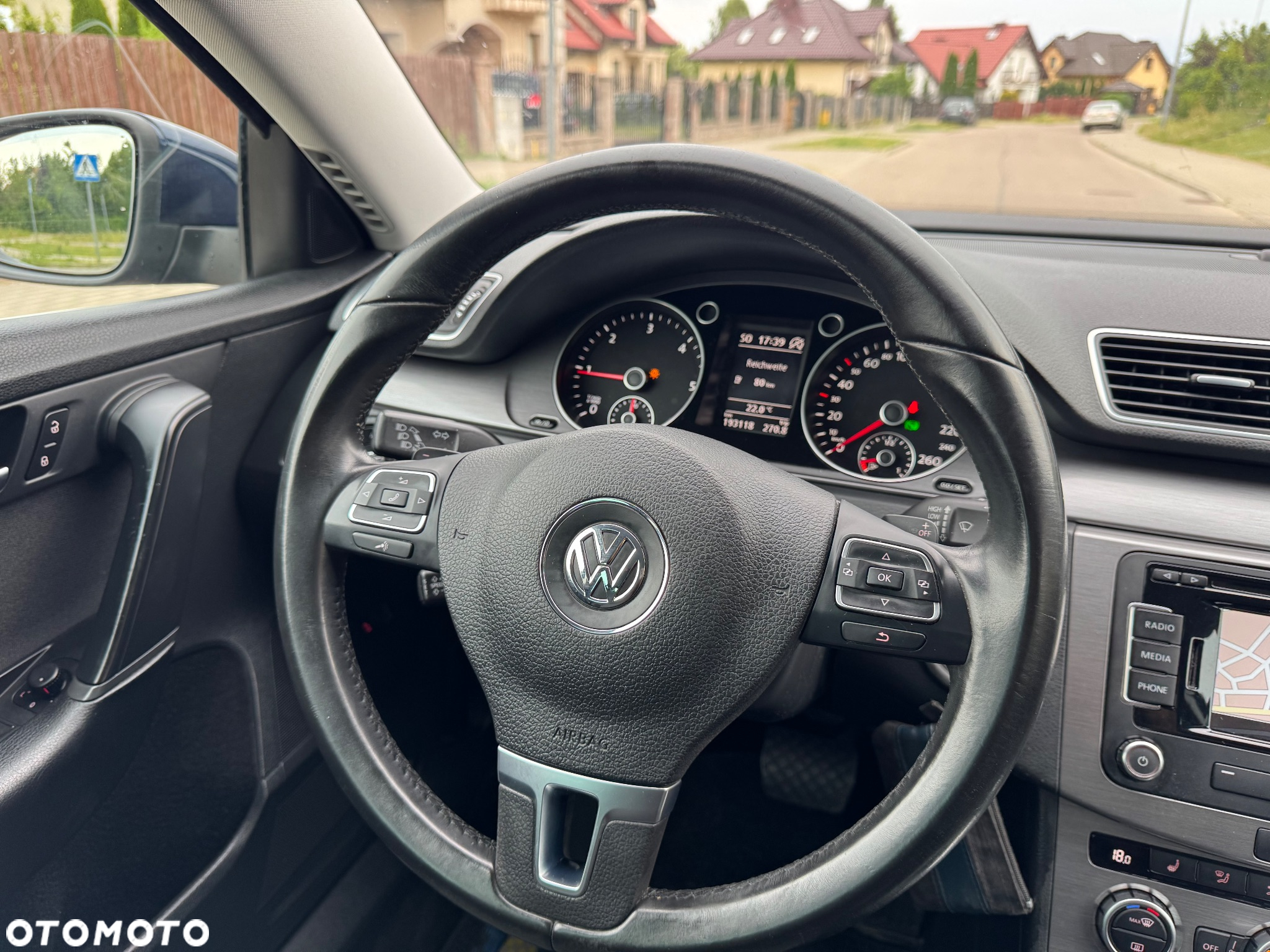 Volkswagen Passat 2.0 Blue TDI DSG SCR Comfortline - 19