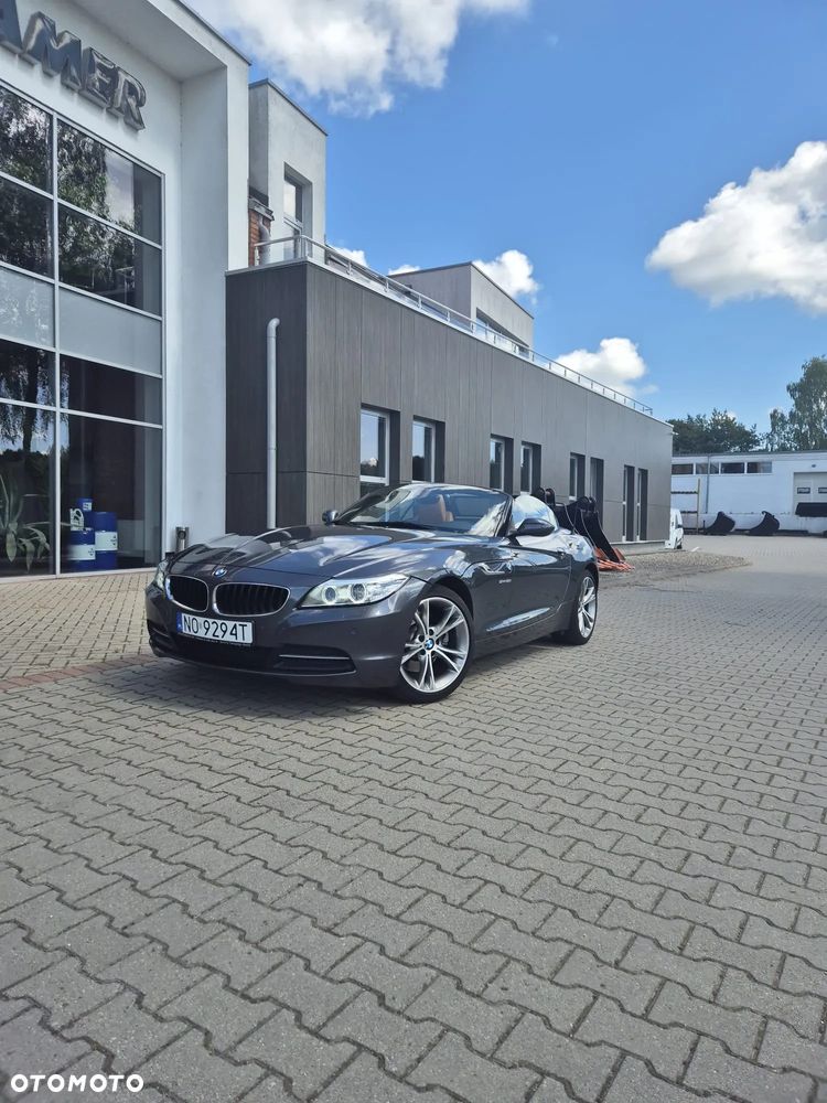 BMW Z4 sDrive28i - 16