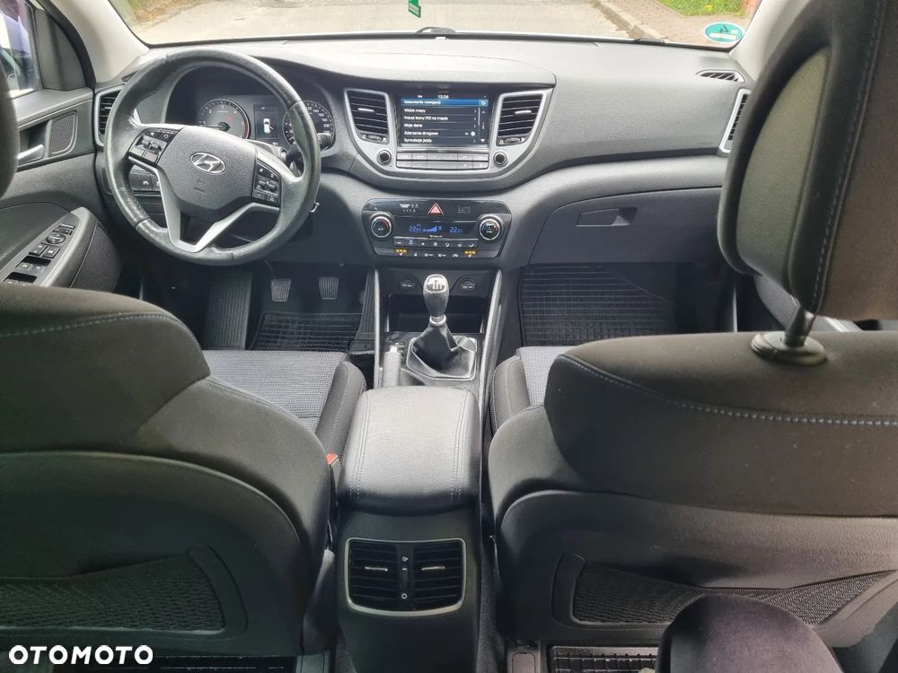 Hyundai Tucson blue 1.7 CRDi 2WD Style - 9