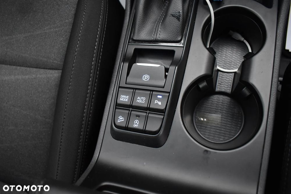 Hyundai Tucson 1.6 CRDi 48V-Hybrid 2WD DCT Trend - 32