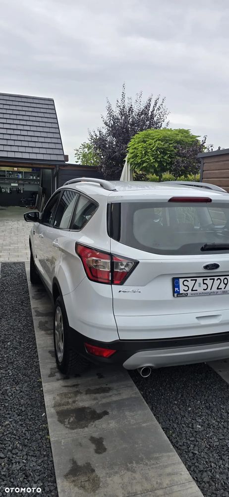 Ford Kuga 1.5 EcoBoost 2x4 Cool & Connect - 18