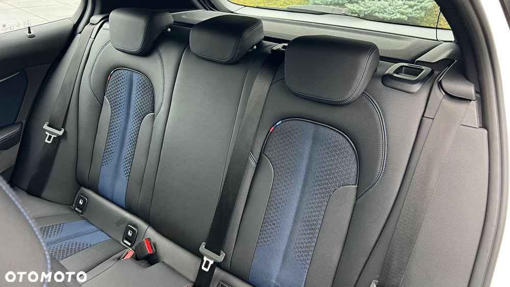 BMW Seria 1 118i M Sport - 10