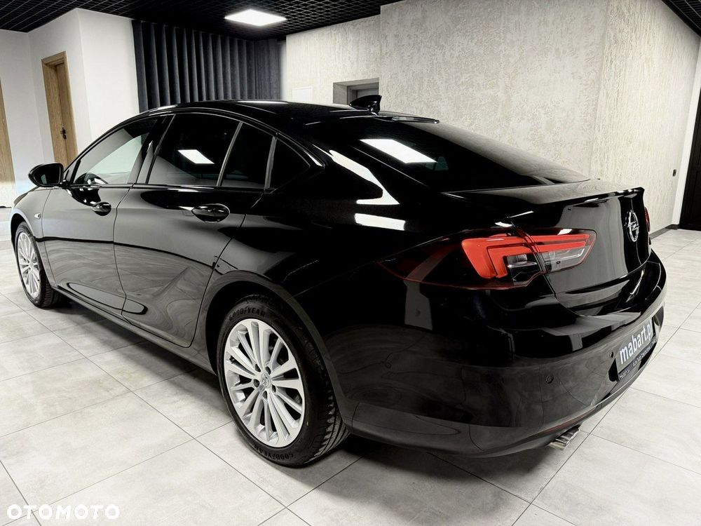 Opel Insignia - 2