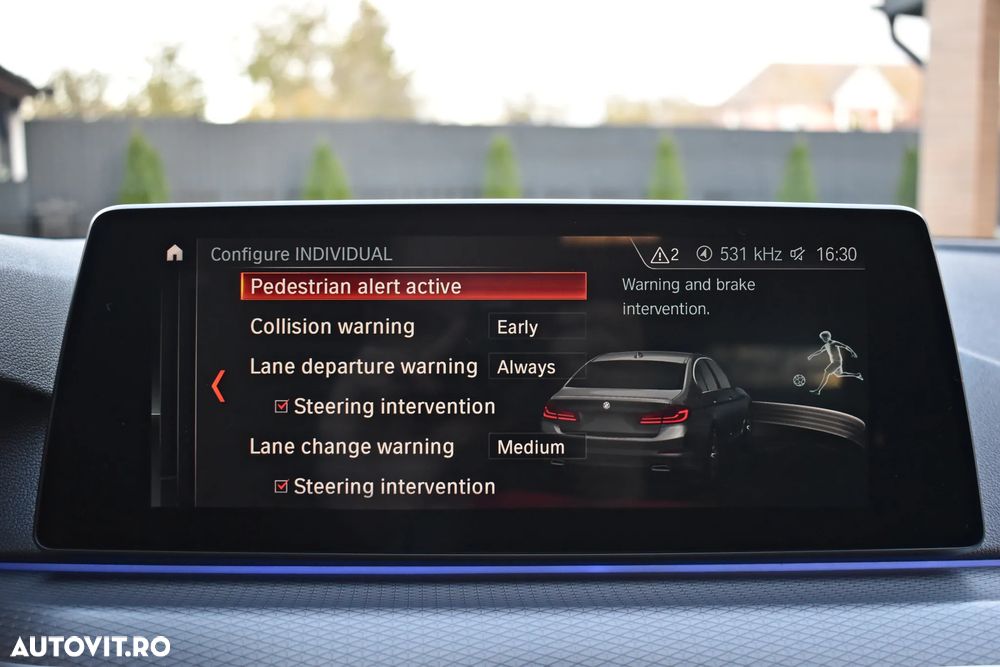 BMW Seria 5 520d xDrive AT - 29