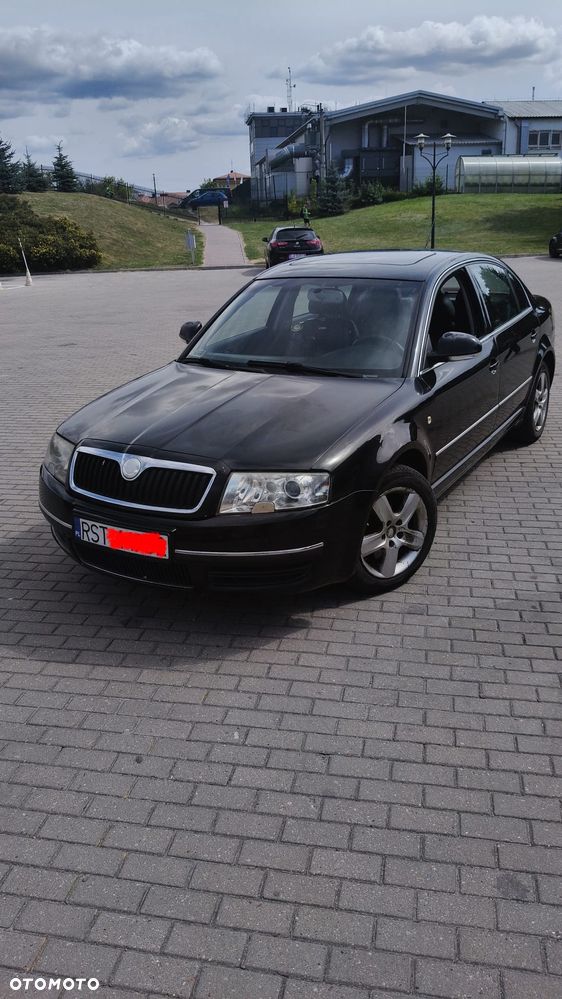 Skoda Superb 2.5 TDI Elegance - 1