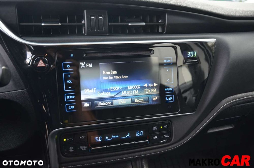 Toyota Corolla - 11