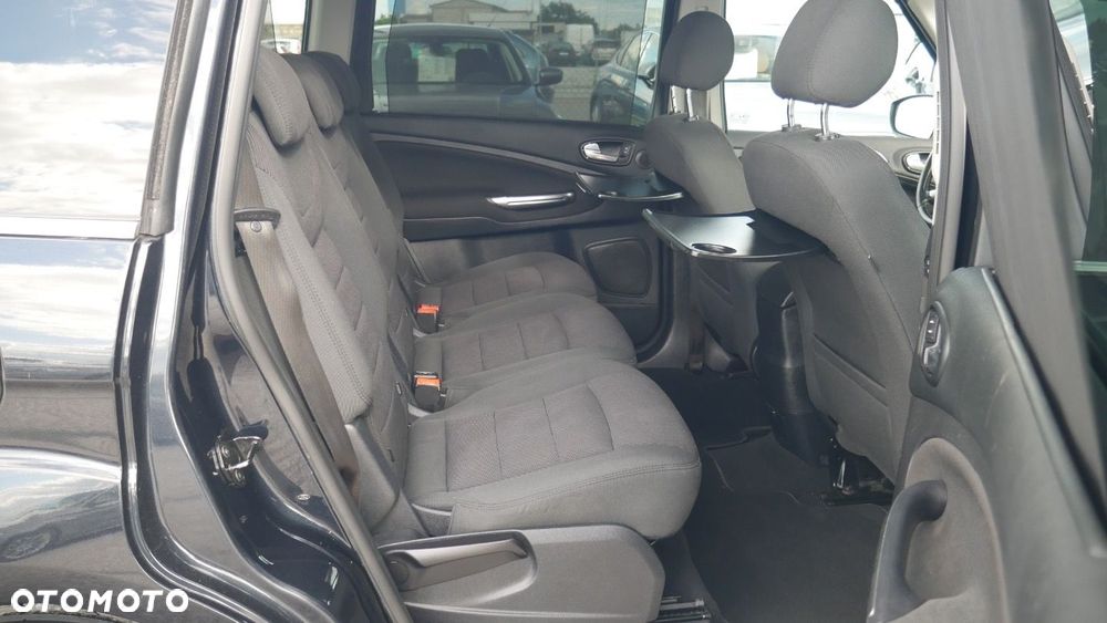 Ford Galaxy - 15