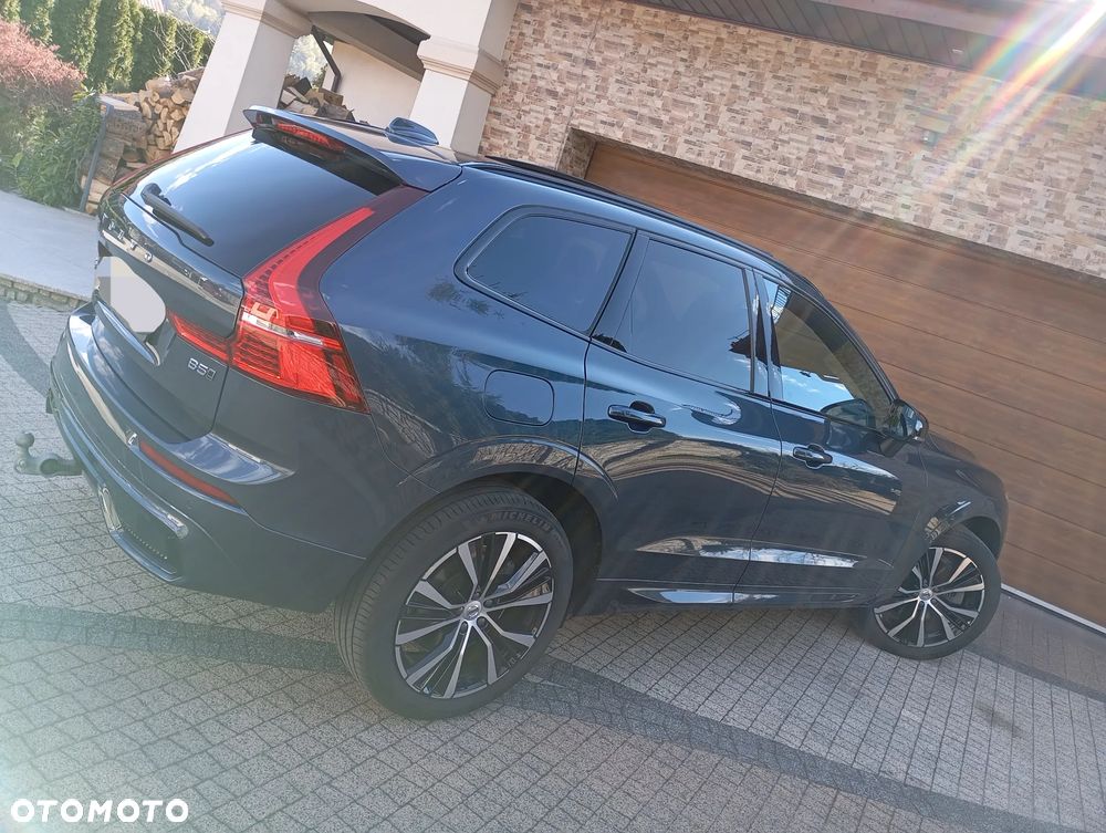 Volvo XC 60 B5 B AWD Plus Dark - 11