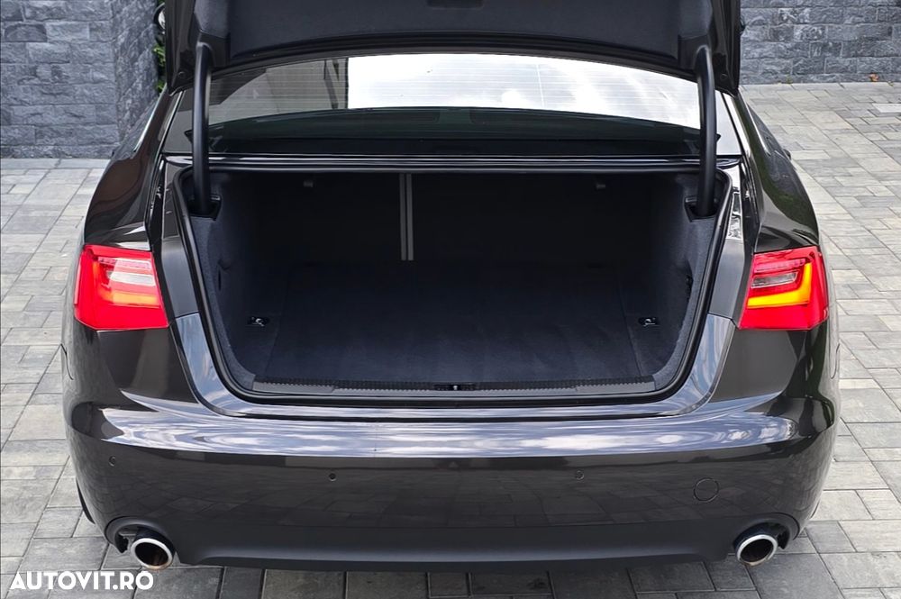 Audi A6 Limuzina 3.0 TDI quattro Stronic - 32
