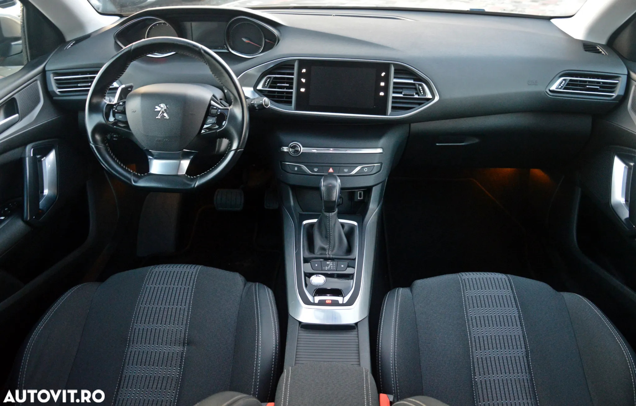 Peugeot 308 SW BlueHDi 130 EAT6 Stop & Start Allure - 6