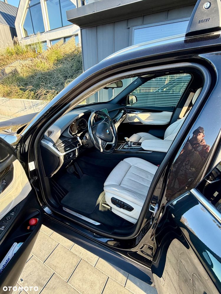 BMW X5 xDrive25d - 11