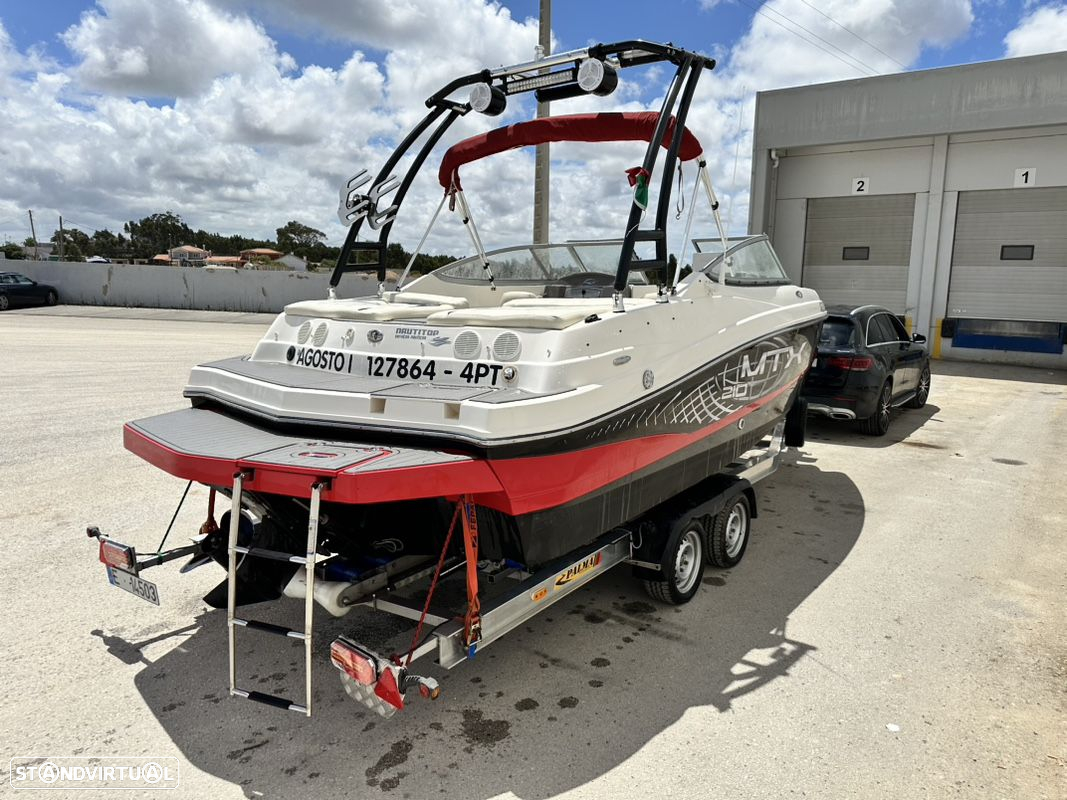 Rinker MTX 210 - 37