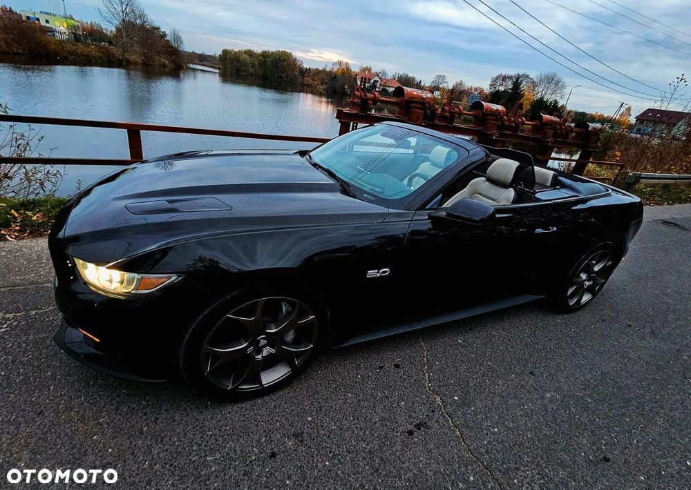 Ford Mustang 5.0 V8 GT - 6