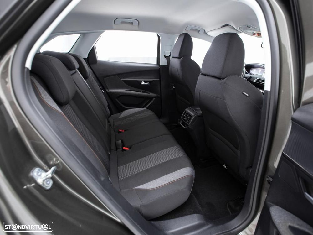 Peugeot 3008 - 11
