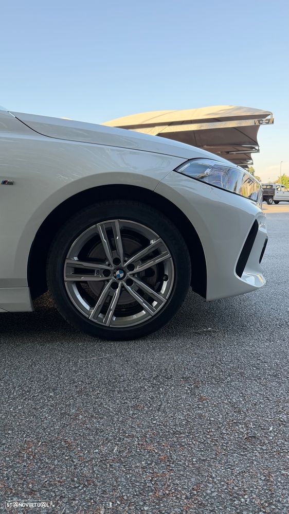 BMW 118 i Pack Desportivo M Auto - 2