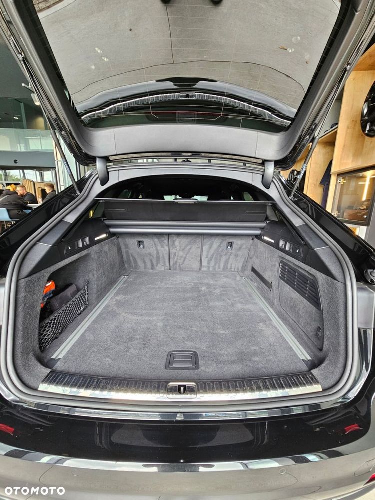 Audi A6 Avant - 33