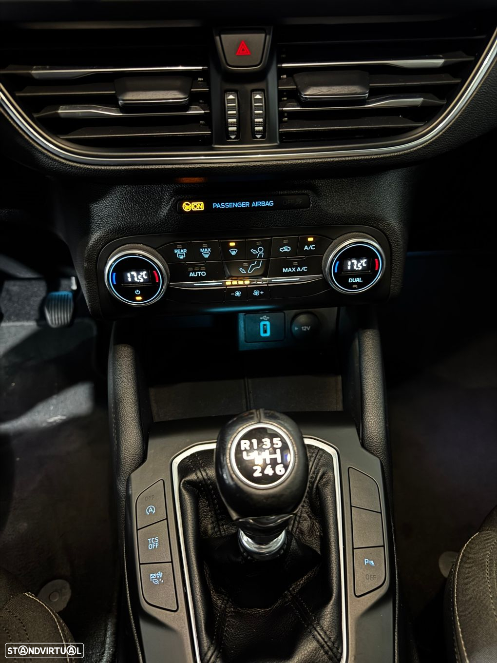Ford Focus SW - 27