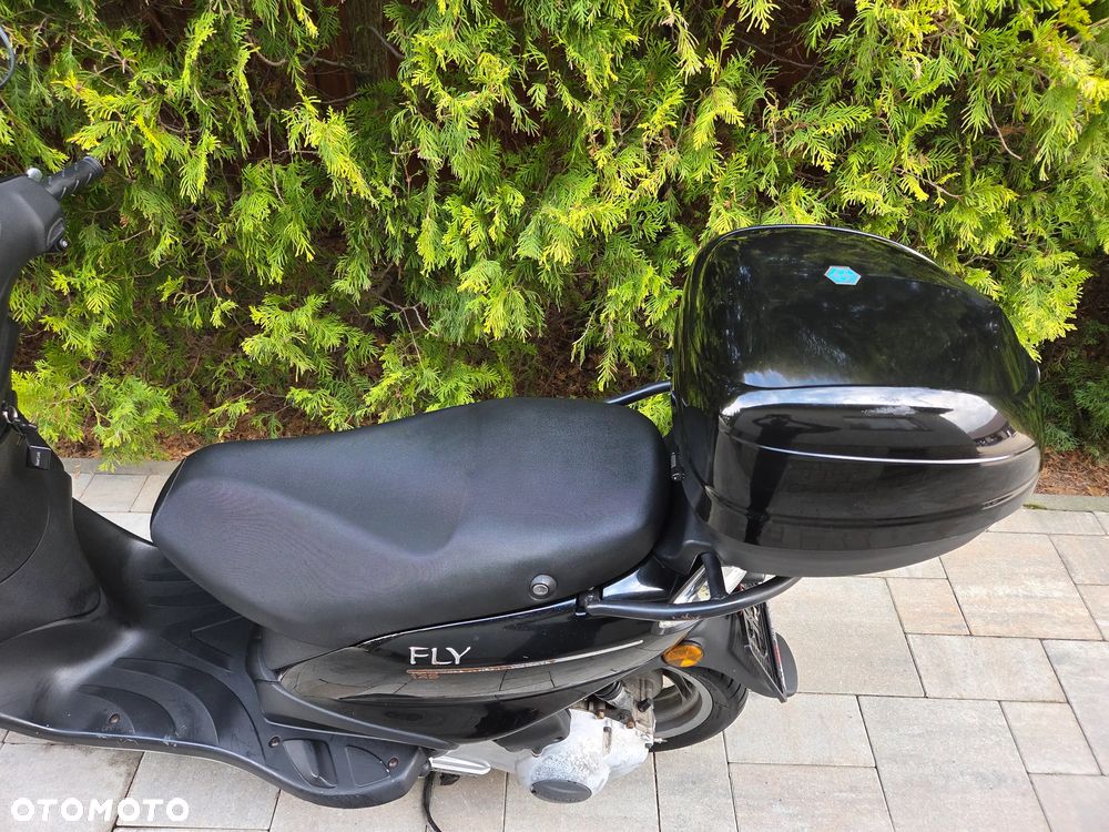 Piaggio FLY - 16