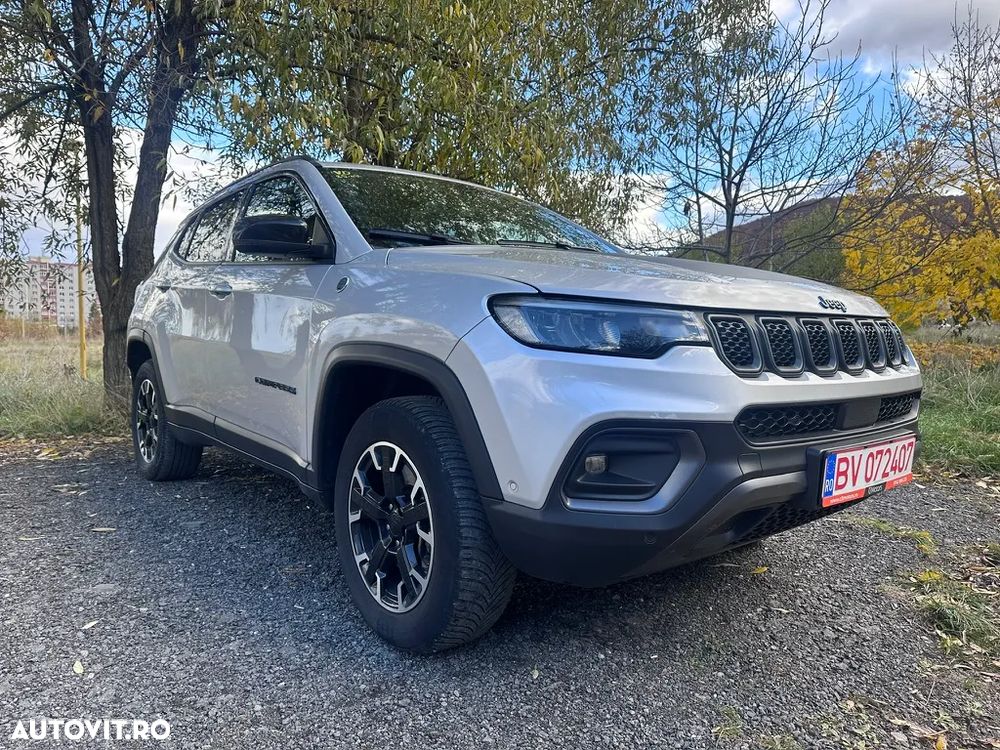 Jeep Compass 1.3 T4 4xe PLUG-IN HYBRID Automatik Trailhawk - 3