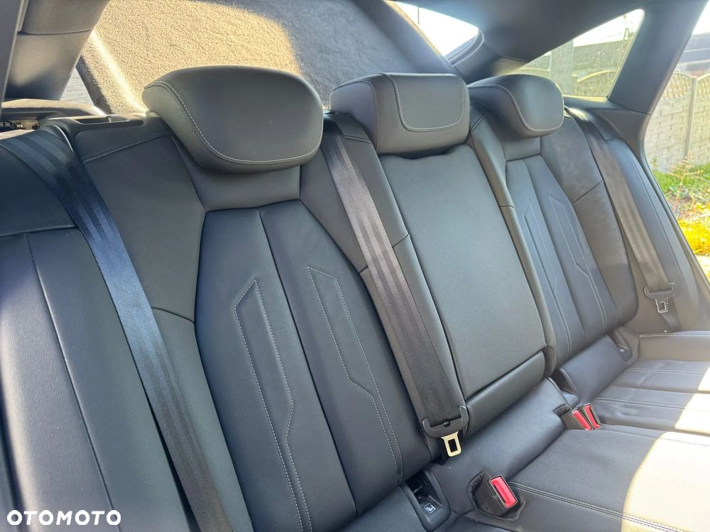 Audi Q4 Sportback e-tron - 8