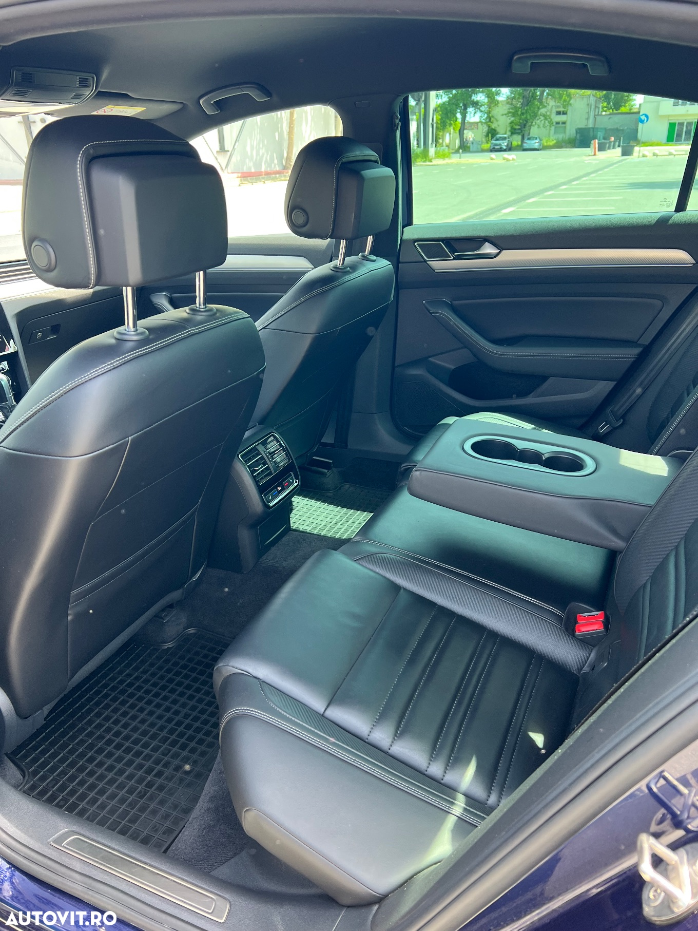 Volkswagen Passat 2.0 TDI DSG 4Motion R Executive - 12