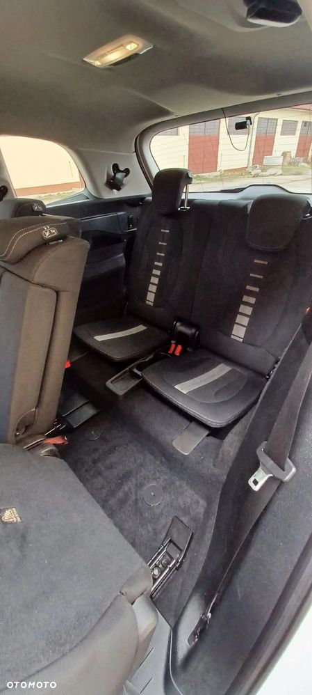BMW Seria 2 218d GT M Sport - 9