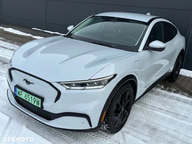 Ford Mustang Mach-E - 13