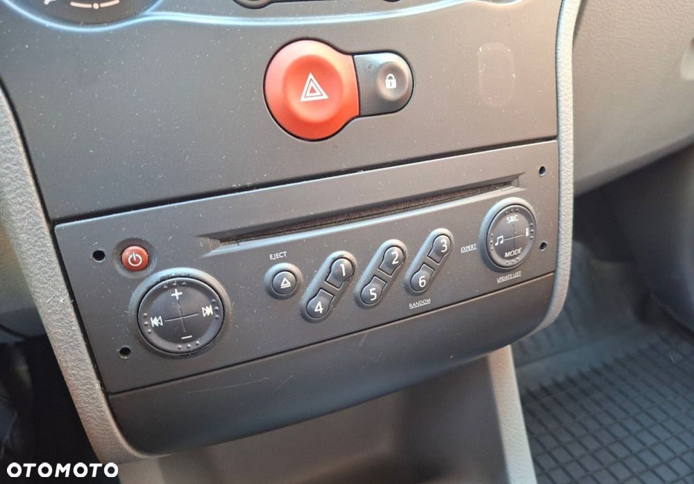 Renault Modus - 24