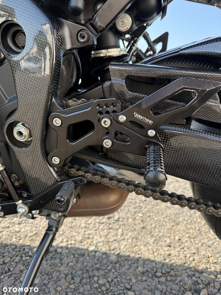 Suzuki GSX-R - 18