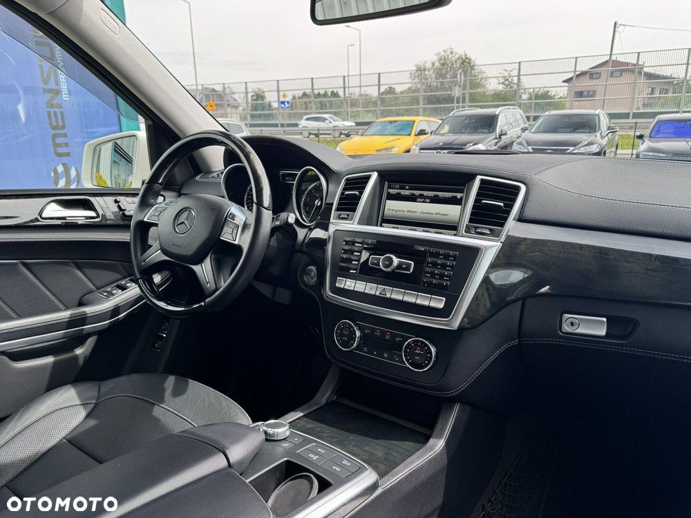 Mercedes-Benz GL 500 4Matic (BlueEFFICIENCY) 7G-TRONIC - 19