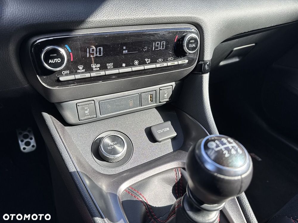 Toyota GR Yaris - 25
