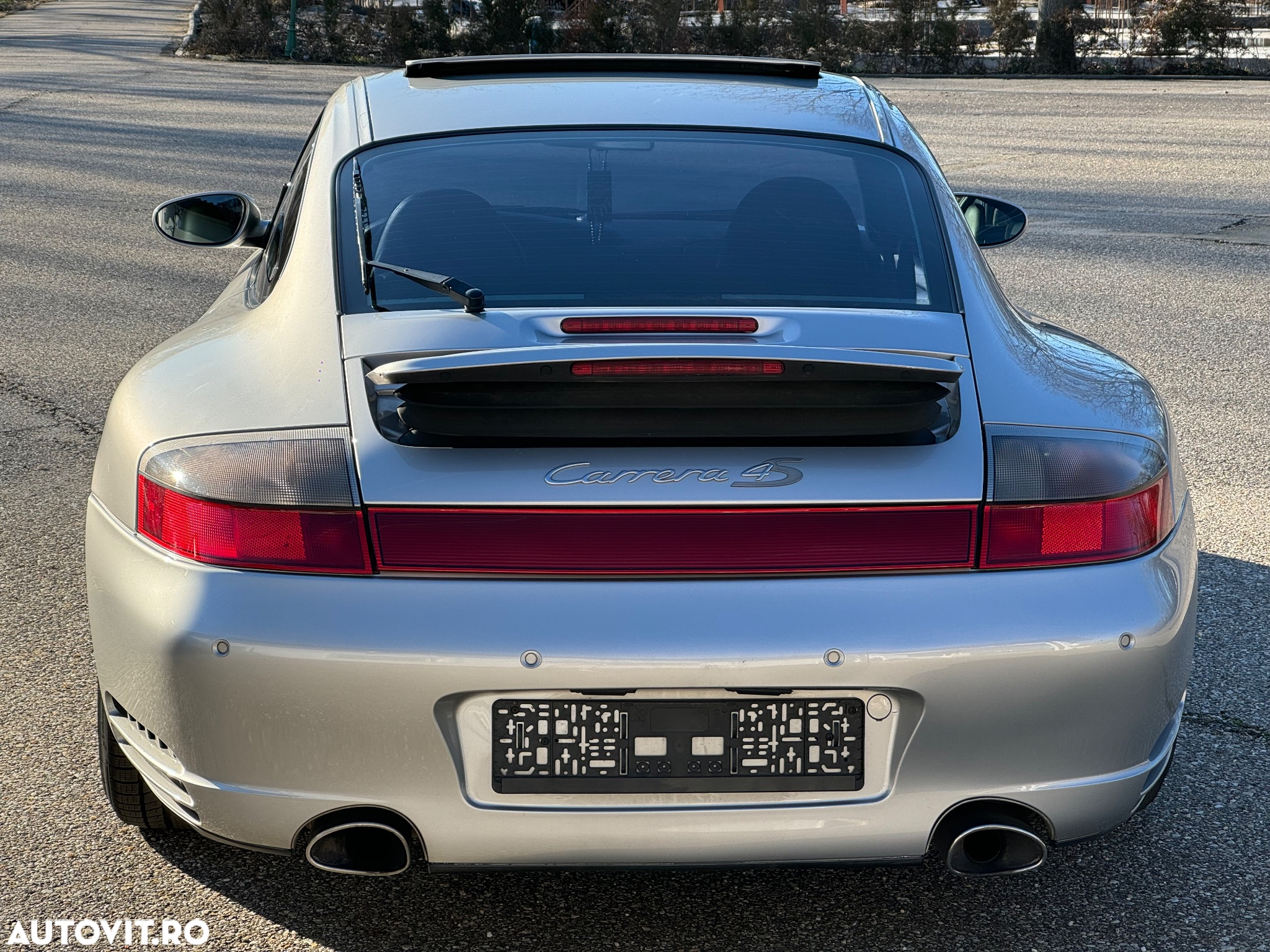 Porsche 911 Carrera 4S - 5