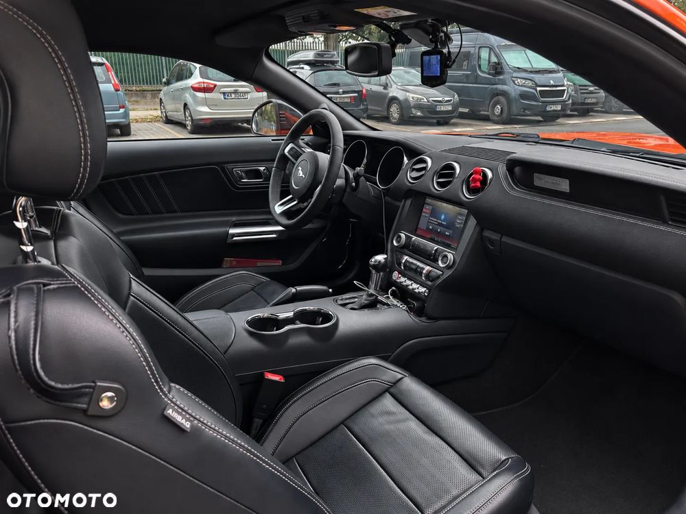 Ford Mustang 5.0 V8 GT - 9
