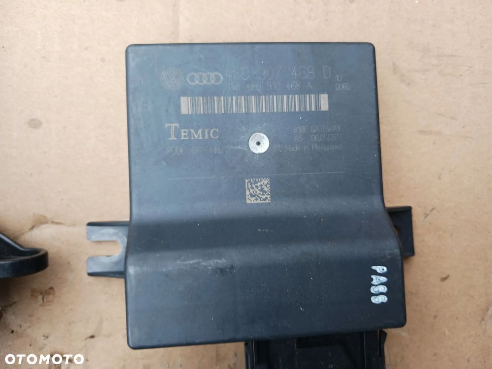 Zestaw startowy AUDI A6 C6 2.4 BDW V6 sedan manualna skrzynia sterownik silnika EKU ECU 5WP45304 Siemens 4F0907552D  4F0910552R kluczyk stacyjka 4F0909131 Gateway Temic 4F0907468D moduł komfortu 4F0907289F rygiel blokada kierownicy 4F0905852B sterownik moduł mocy 4F0907280 świateł 4F0907279 8P0907357C KOMPLET DO ODPALENIA SILNIKA - 7