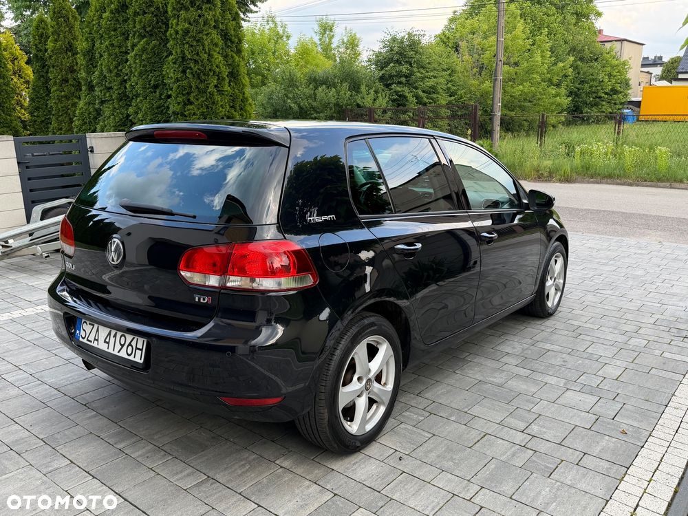Volkswagen Golf - 10