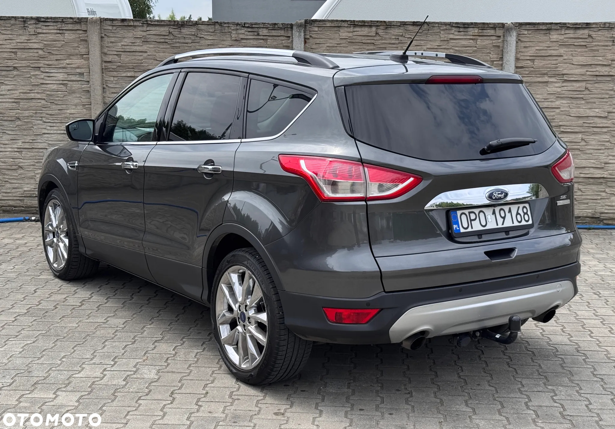 Ford Kuga - 4