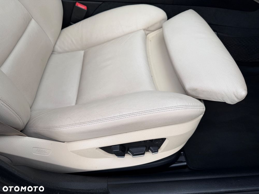 BMW Seria 5 530d xDrive Modern Line - 20
