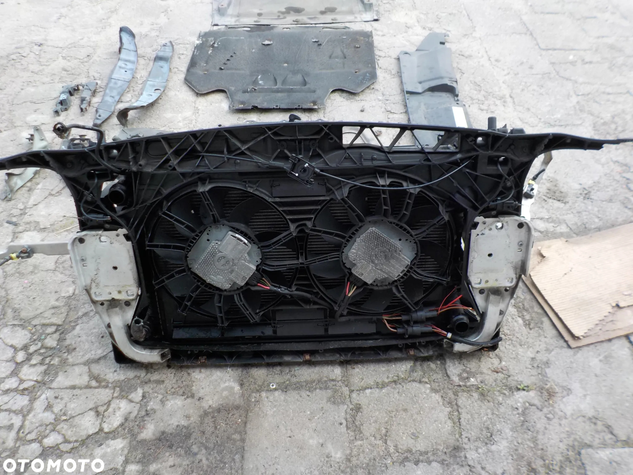 AUDI A6 C7 3.0 TDI S-LINE PRZÓD MASKA ZDERZAK BŁOTNIKI PAS PRZEDNI Z CHŁODNICAMI LAMPY XENON LY9B - 31