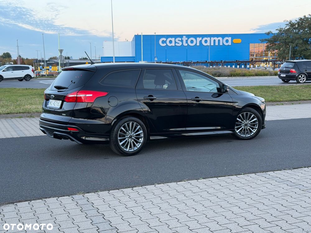 Ford Focus 1.0 EcoBoost ST-Line ASS - 5