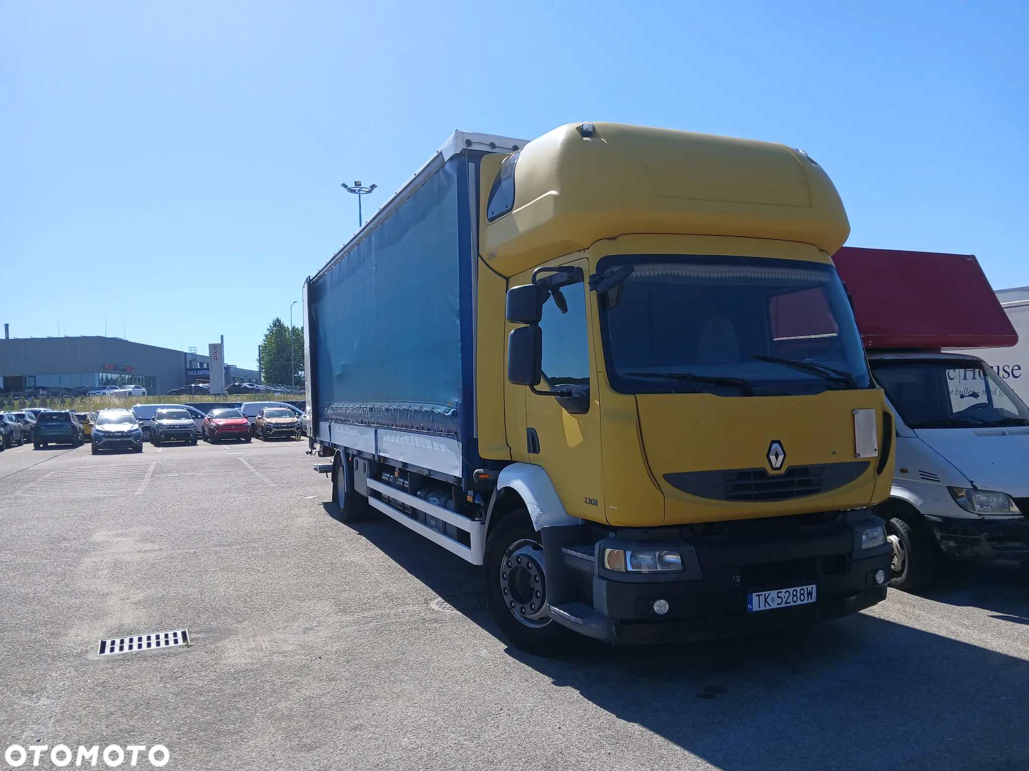 Renault - 2