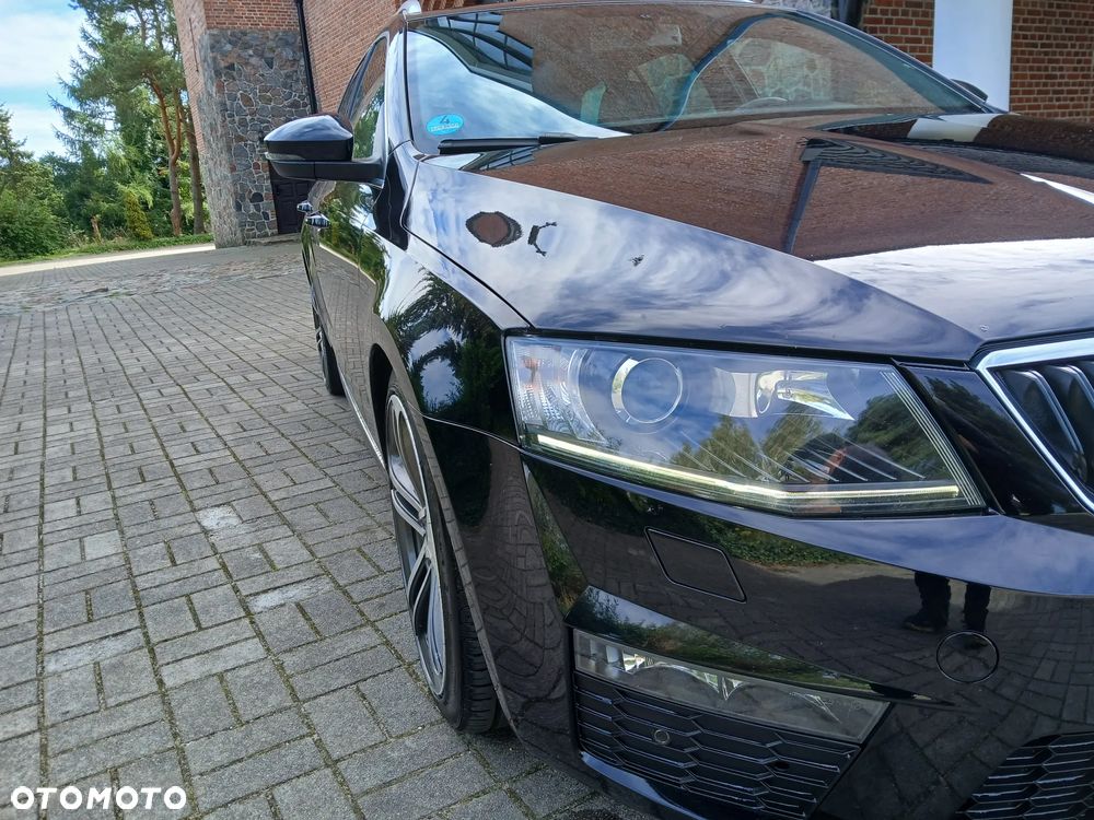 Skoda Octavia 2.0 TDI RS - 26
