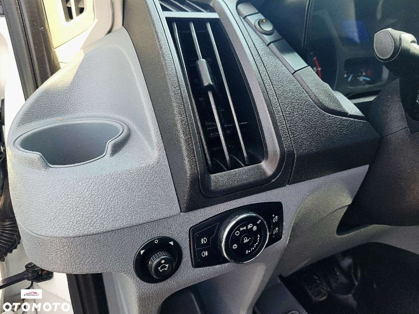 Ford Transit - 22