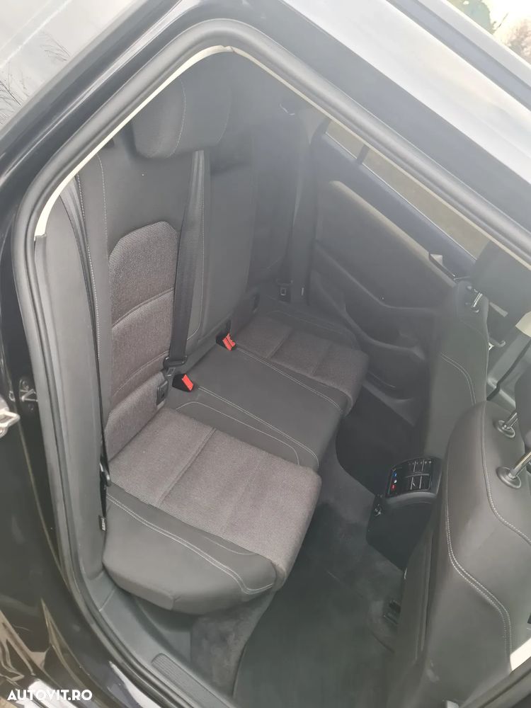 Volkswagen Passat 2.0 TDI DSG (BlueMotion Technology) Comfortline - 22